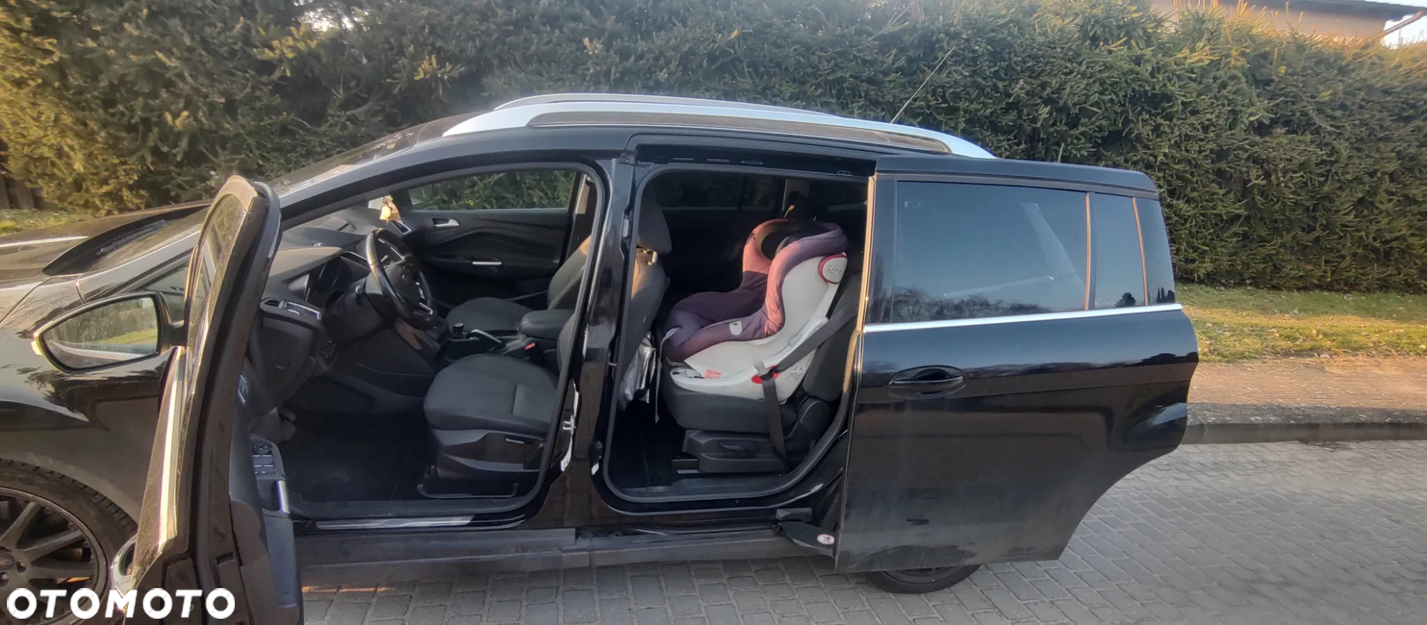 Ford Grand C-MAX - 13