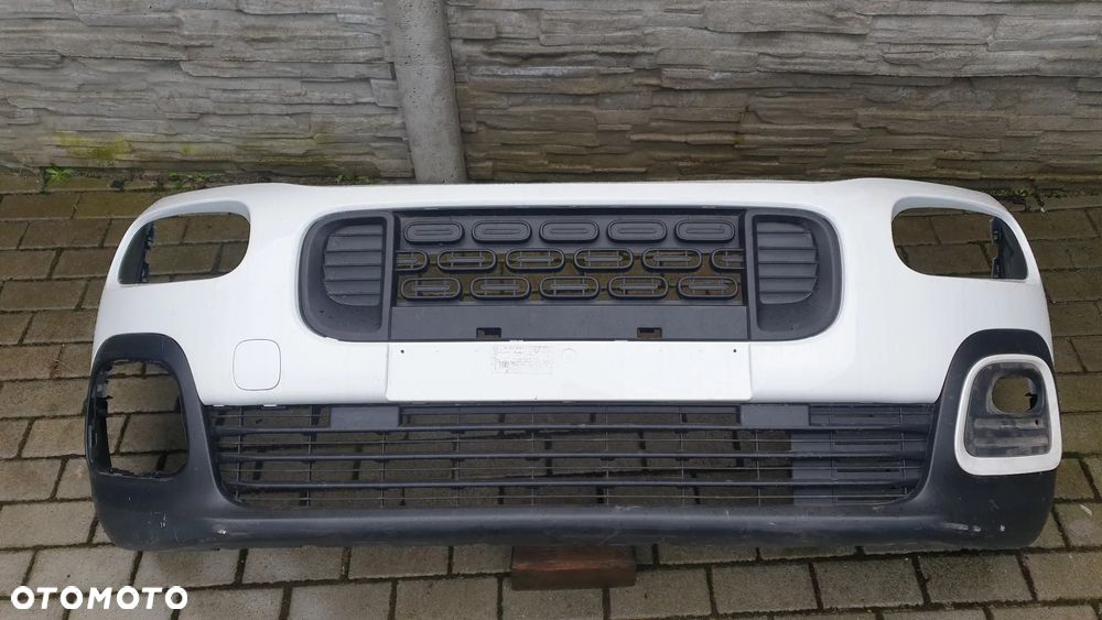 Zderzak Citroen Berlingo IV 2018 - - 1