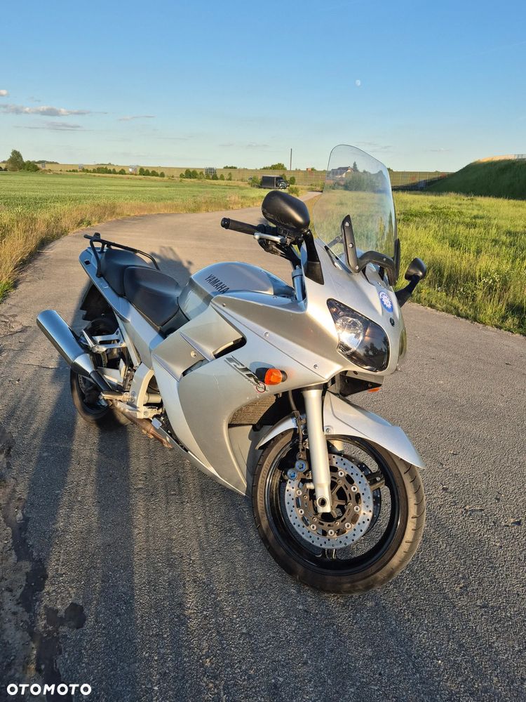 Yamaha FJR - 9