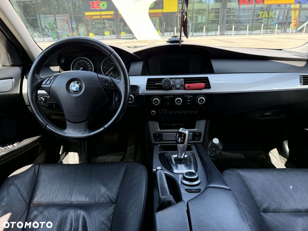 BMW Seria 5 520d - 17