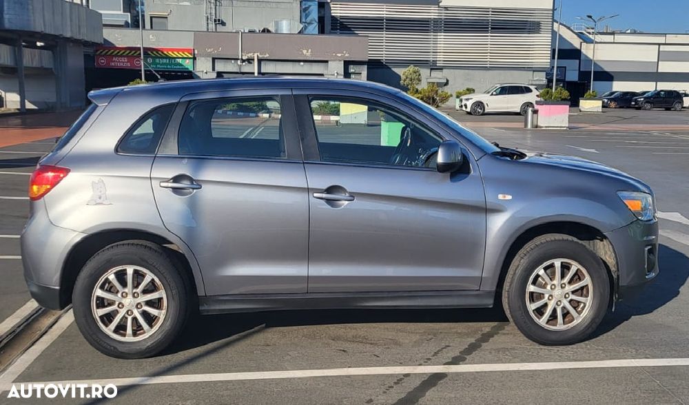 Mitsubishi ASX - 4
