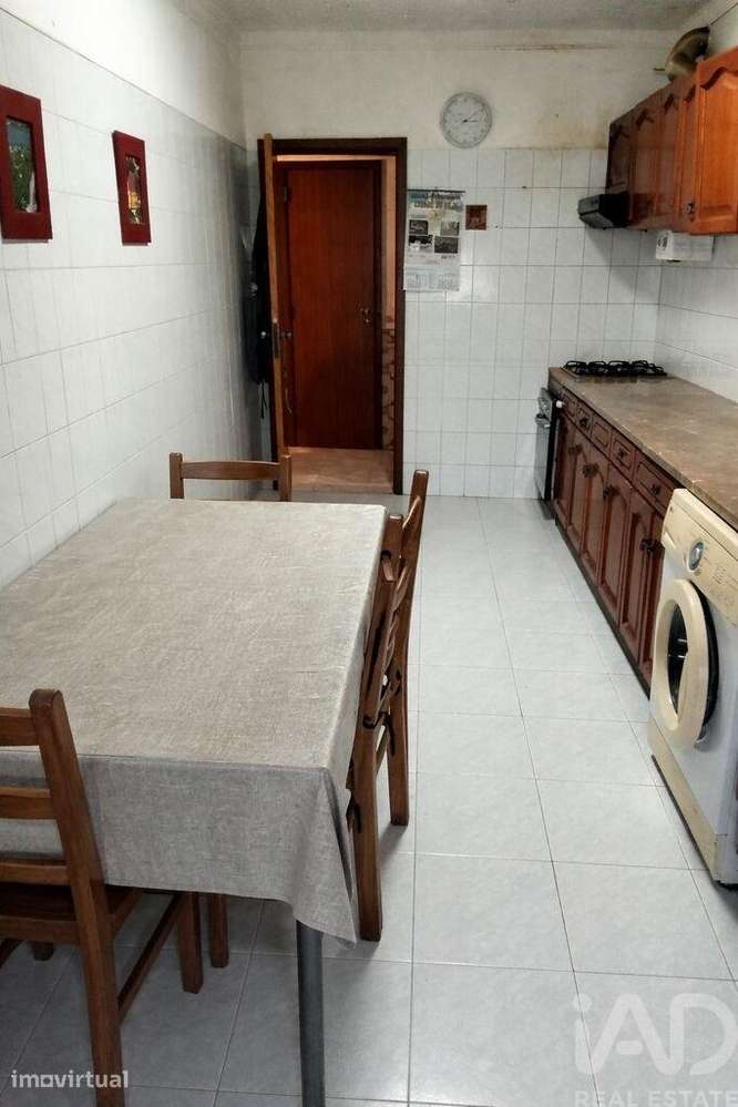 Apartamento T3 em Beja (Salvador e Santa Maria da Feira) de 76,11 m2 - Grande imagem: 2/11