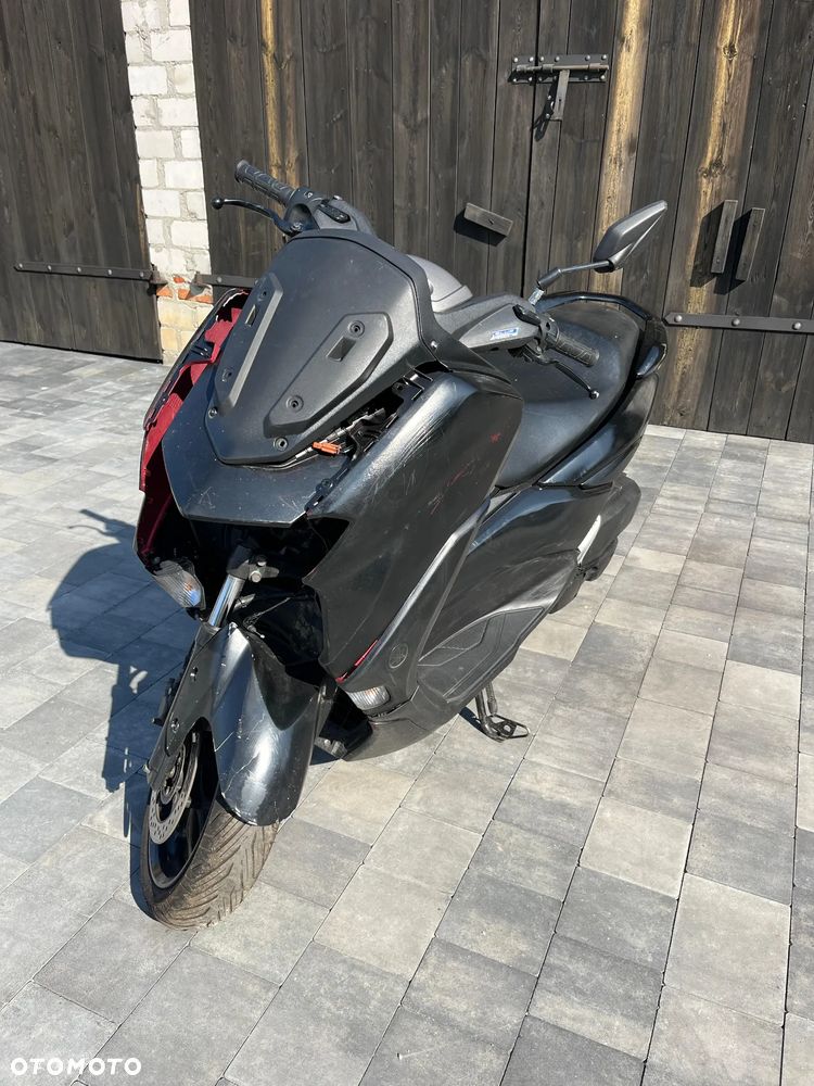 Yamaha NMAX - 5