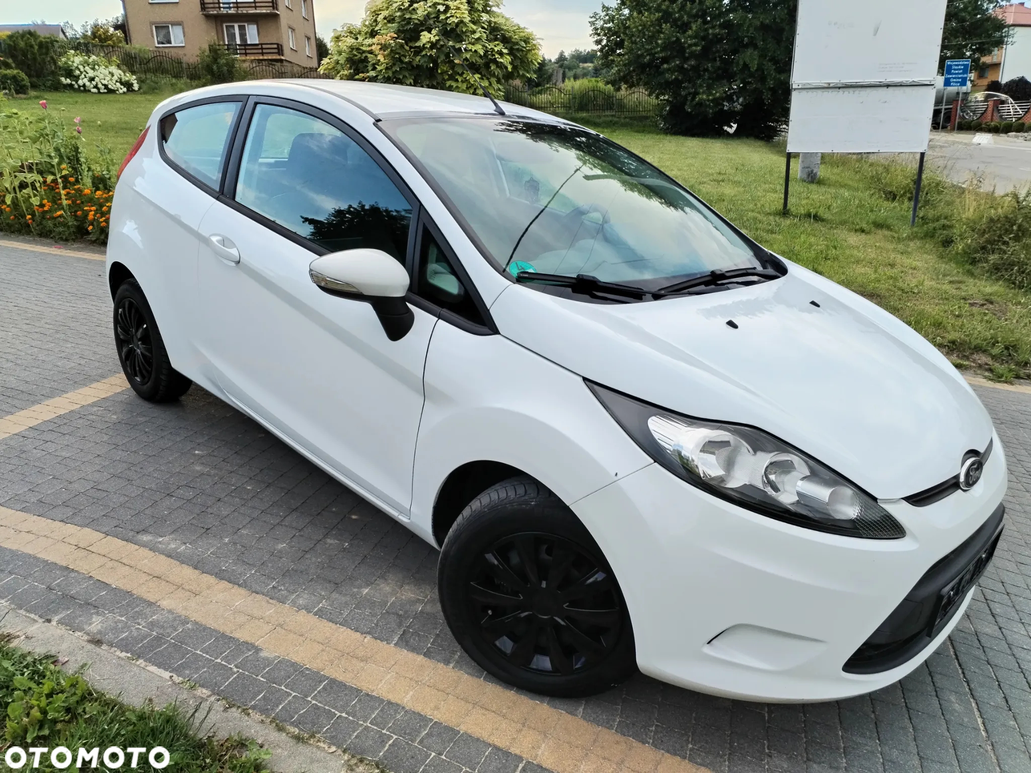Ford Fiesta - 2