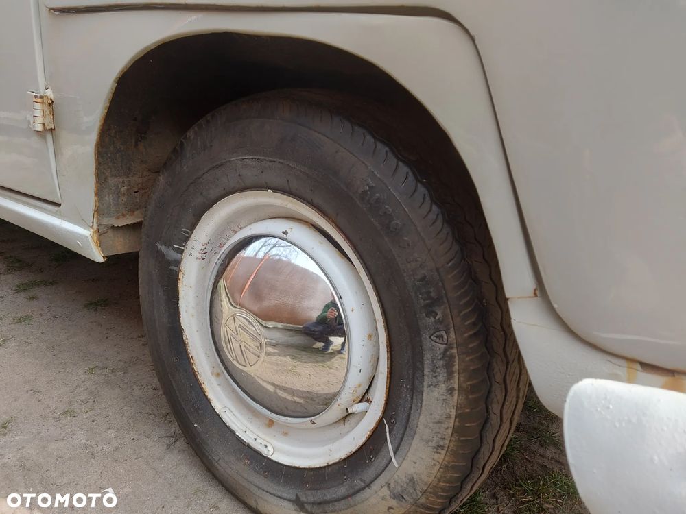 Volkswagen Transporter - 26