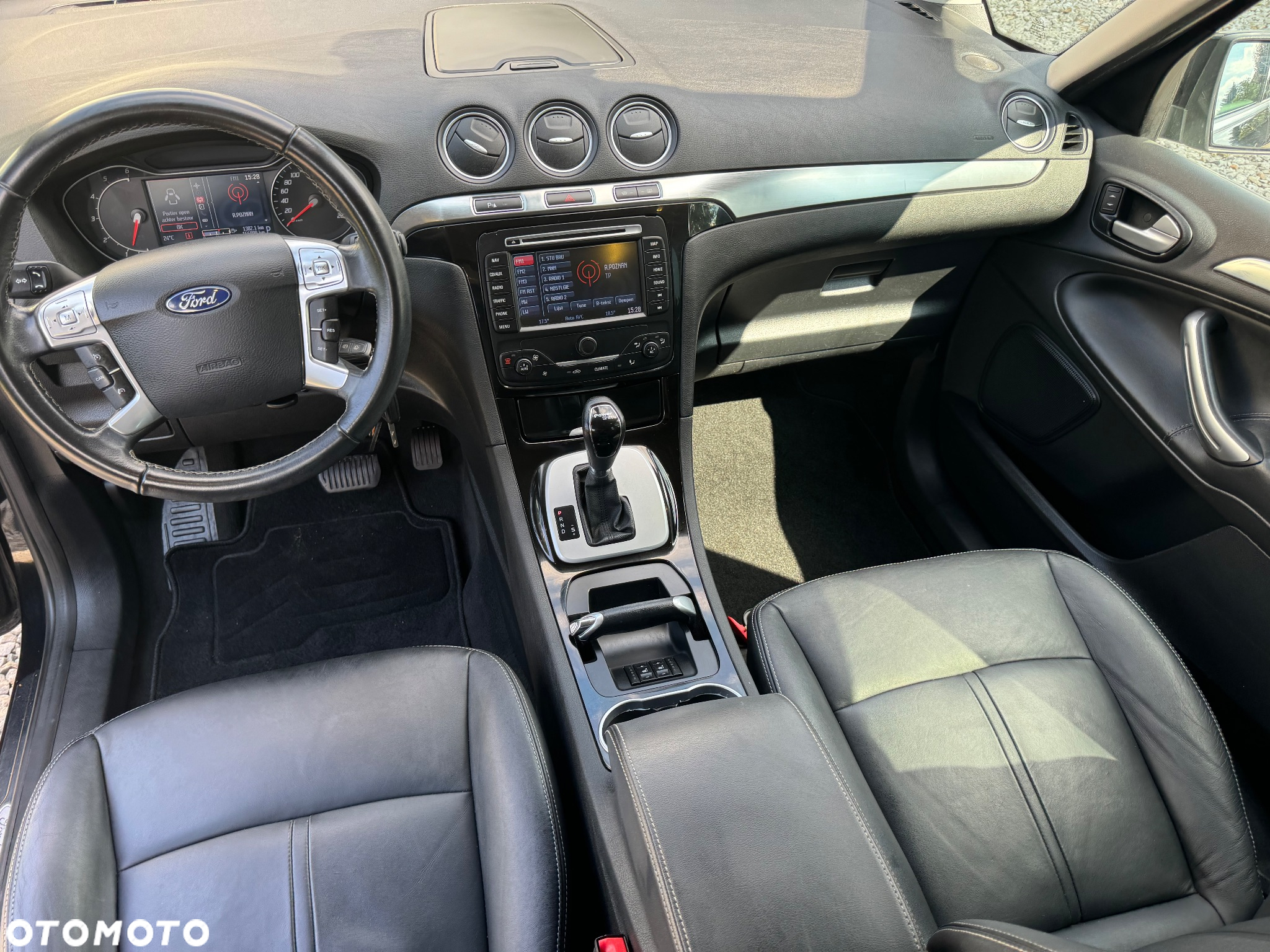 Ford S-Max 2.0 TDCi DPF Champions Edition - 27