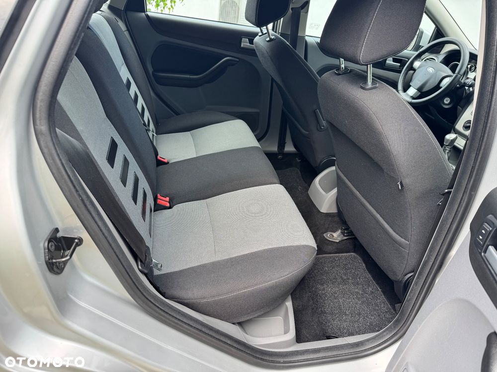 Ford Focus - 29