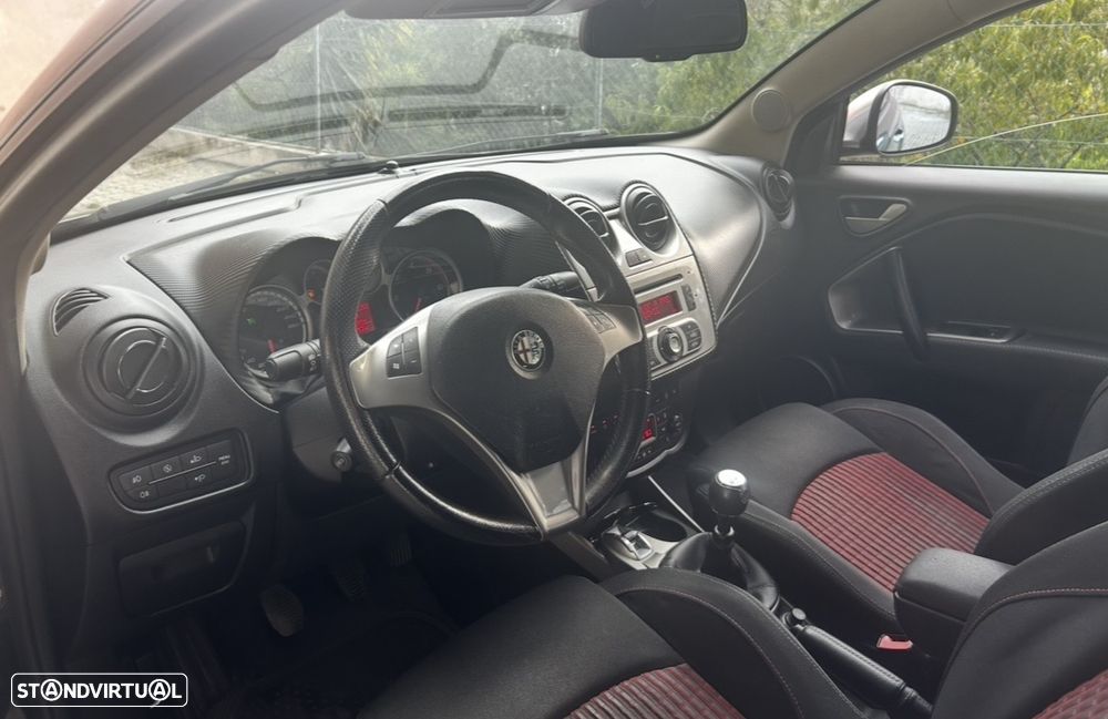Alfa Romeo MiTo 1.3 JTD Distinctive - 8
