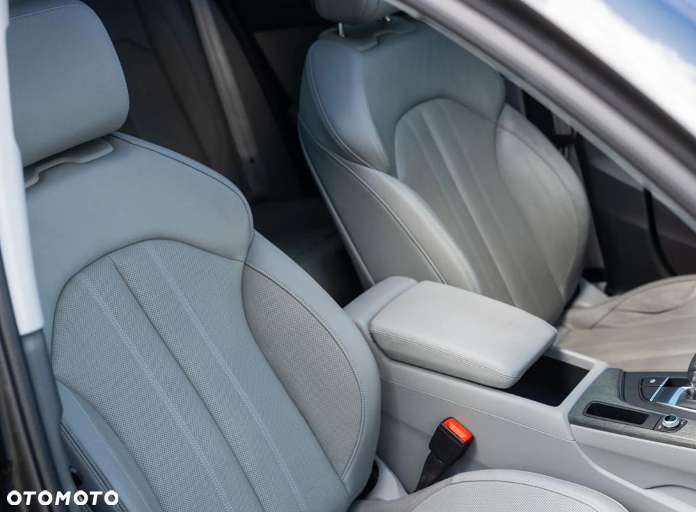 Audi A4 Limousine 45 TFSI quattro S tronic S line - 13