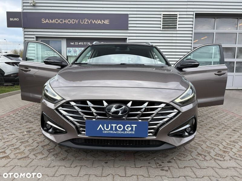 Hyundai i30 1.5 T-GDI 48V Executive DCT - 22