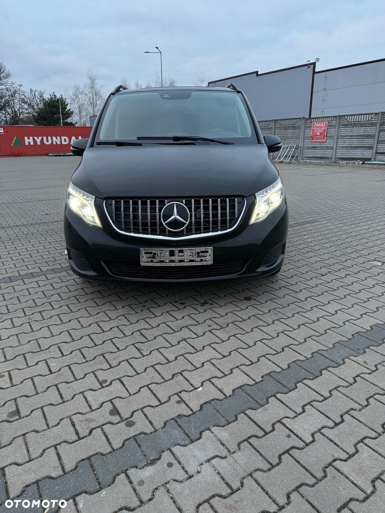 Mercedes-Benz Klasa V 220 d lang 4Matic 7G-TRONIC Exclusive Edition - 2