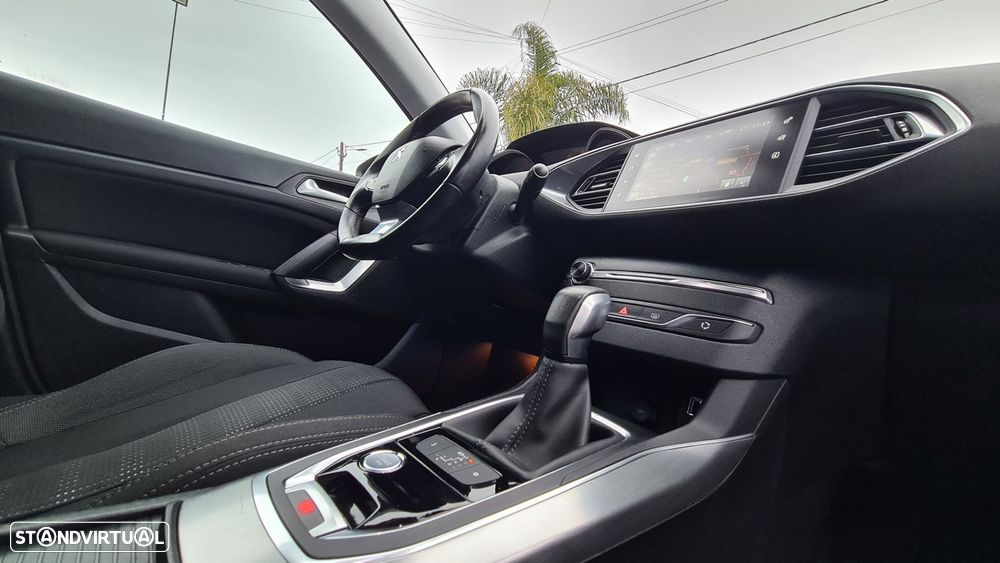 Peugeot 308 SW 1.6 BlueHDi Allure EAT6 - 23