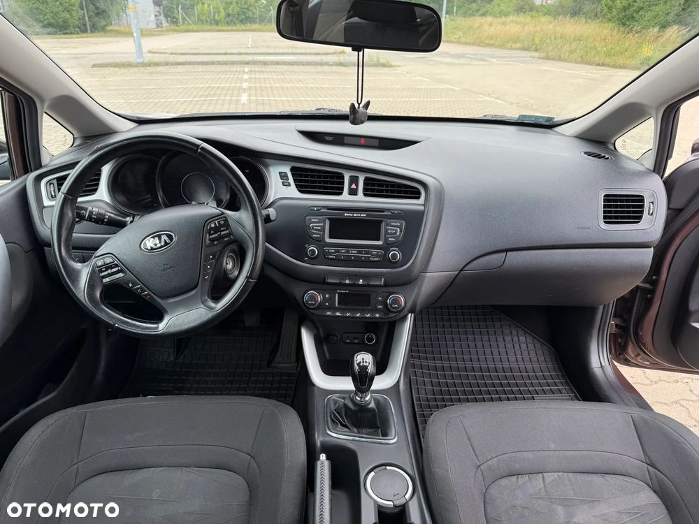 Kia Ceed 1.6 GDI M - 4