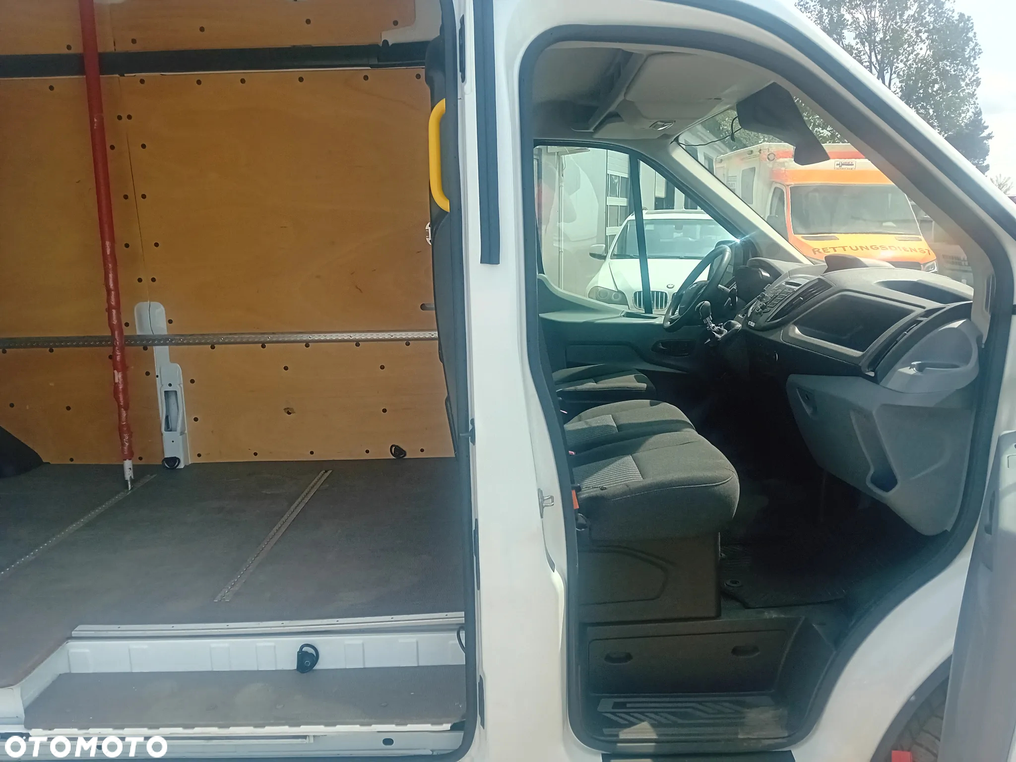 Ford Transit - 15