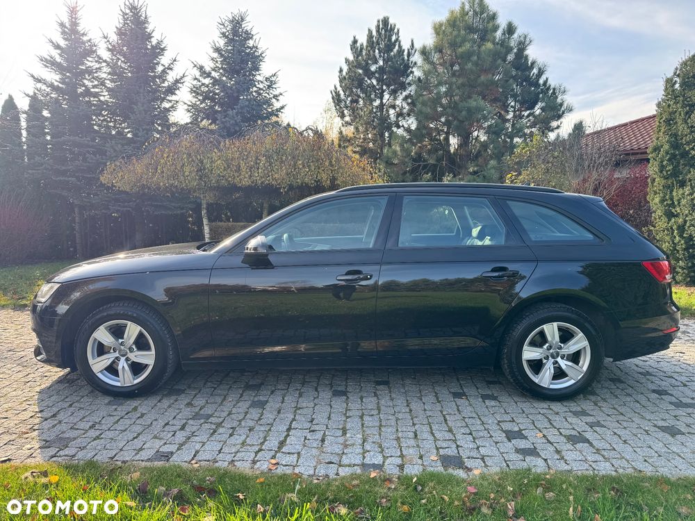 Audi A4 Avant 2.0 TDI Design - 6