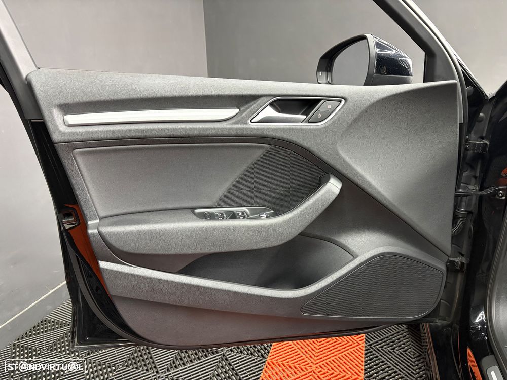 Audi A3 Limousine 2.0 TDI S-line - 34