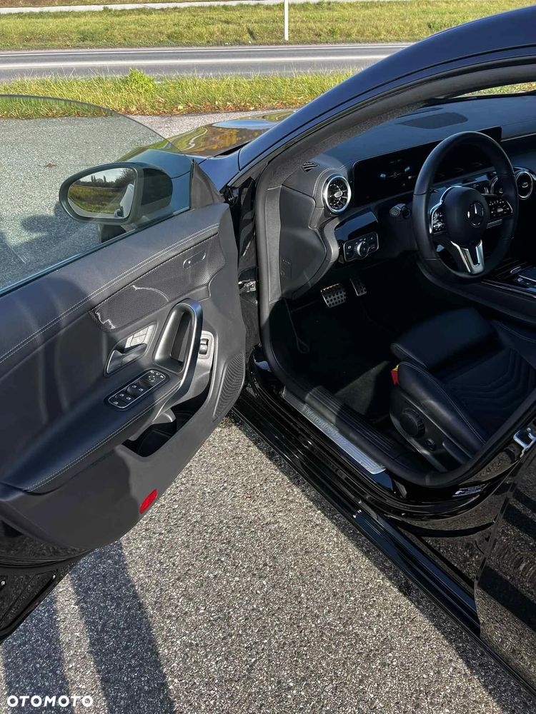 Mercedes-Benz CLA 250 e 8G-DCT Progressive - 8