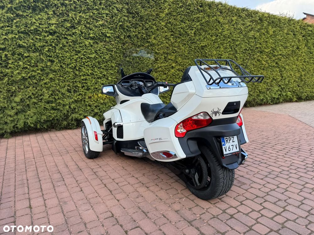 Can-Am Spyder - 4
