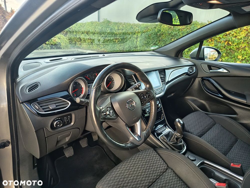 Opel Astra 1.4 T Elite - 16