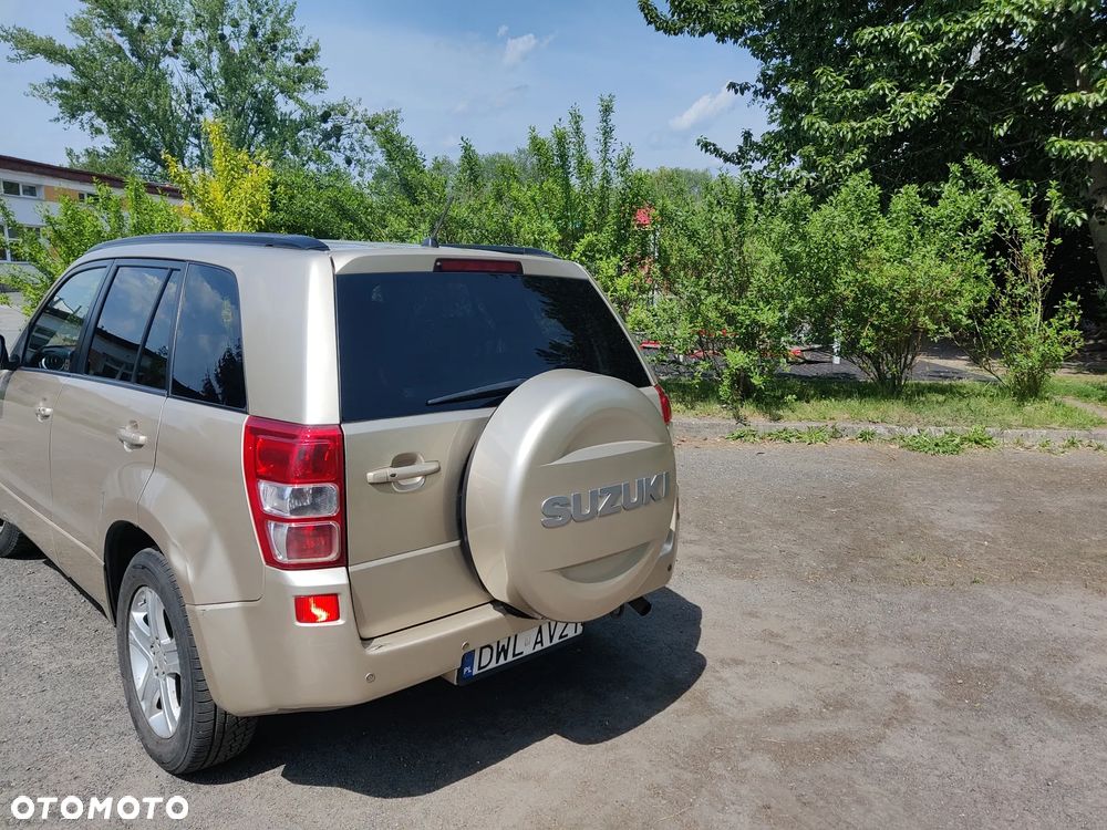 Suzuki Grand Vitara 2.0 De luxe - 5