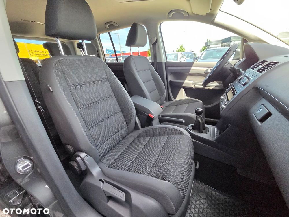 Volkswagen Touran 1.6 TDI DPF BlueMotion Technology Comfortline - 15