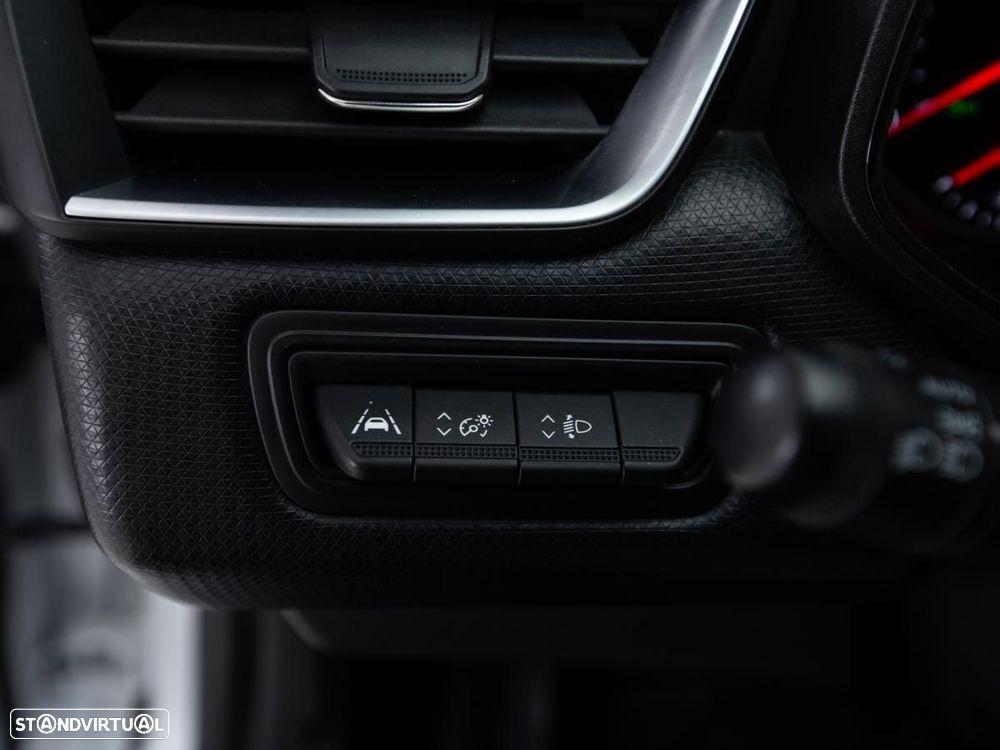 Renault Clio 1.0 TCe Equilibre - 14
