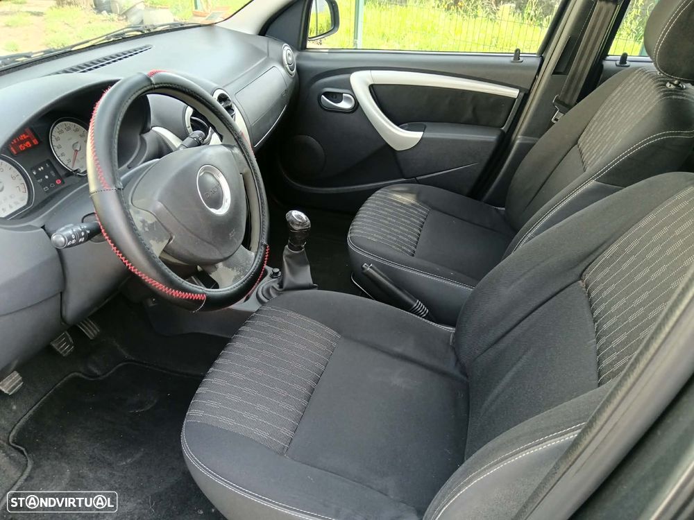 Dacia Logan MCV 1.5 dCi Confort 7L - 7