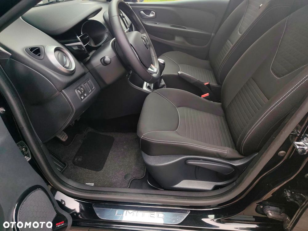 Renault Clio 1.2 16V 75 LIMITED - 19