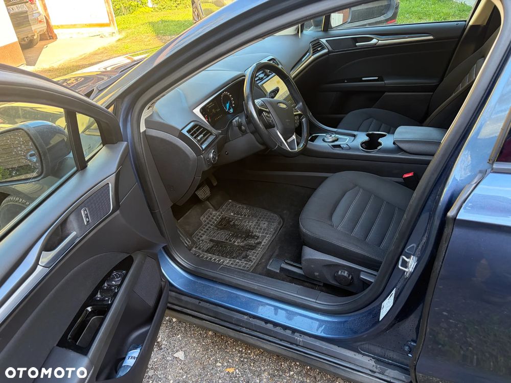 Ford Mondeo - 9