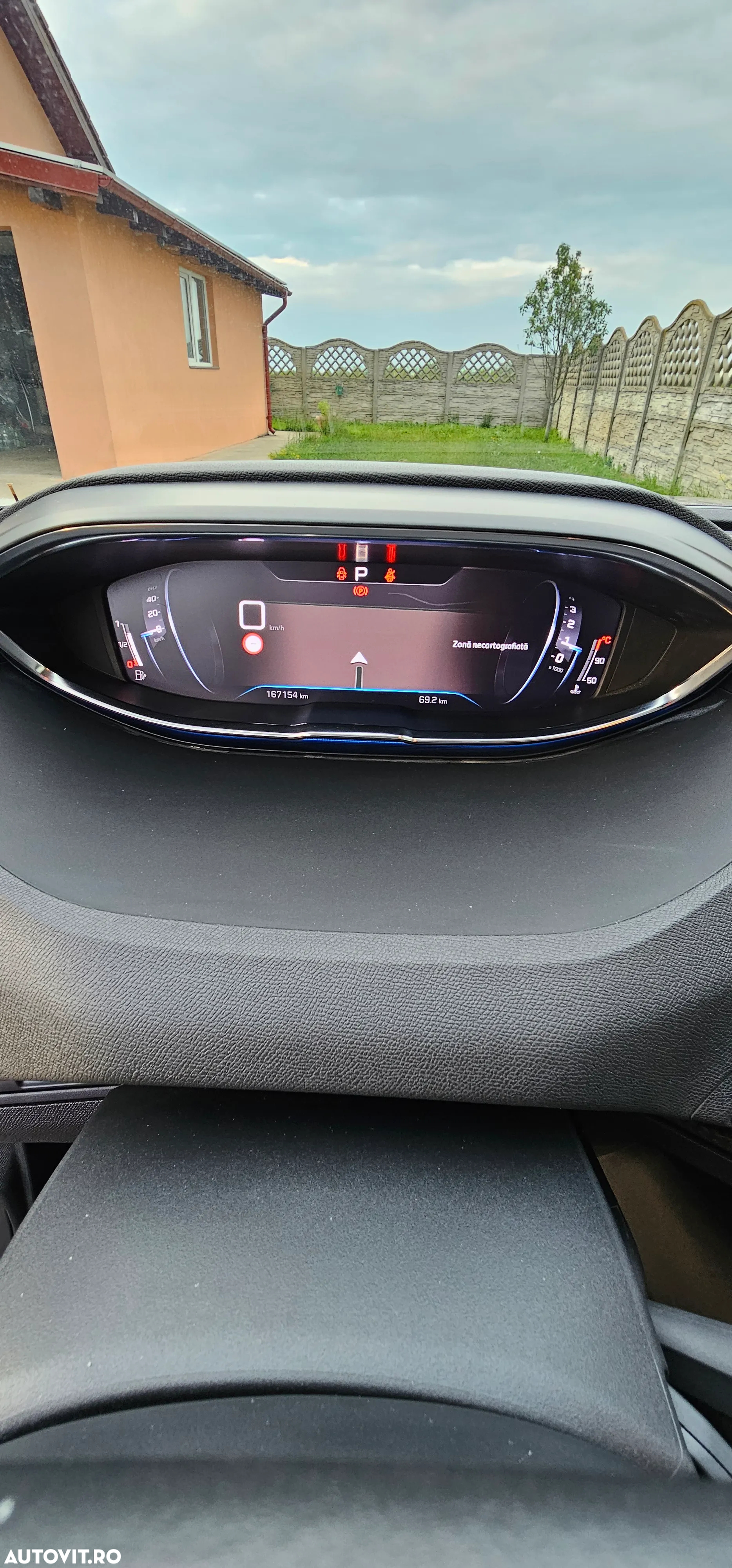 Peugeot 3008 1.2 PureTech 130 EAT8 Active Pack - 37