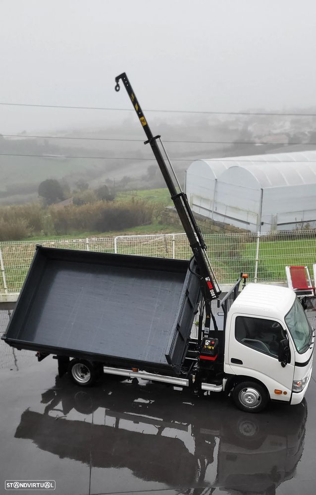Toyota DYNA Grua e Báscula - 1