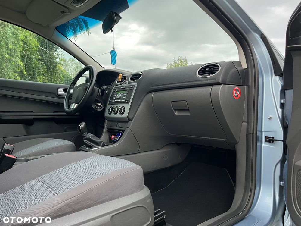Ford Focus 1.6 Sport - 20