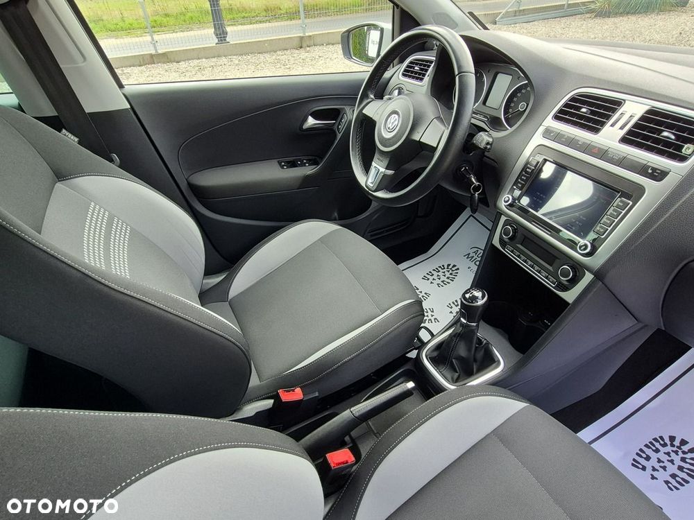 Volkswagen Polo - 16