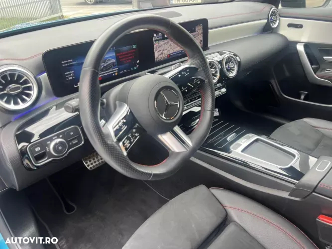 Mercedes-Benz CLA 200 MHEV Coupe - 9