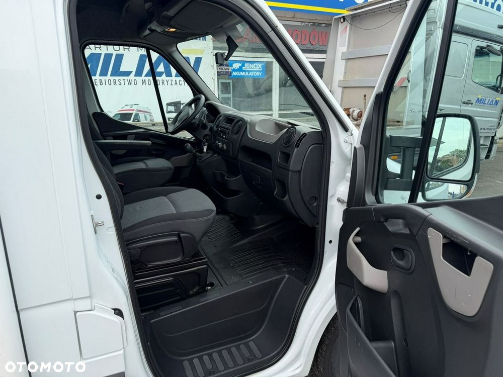 Renault Master - 16