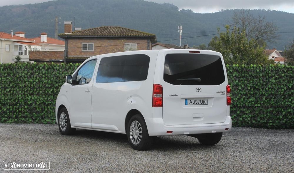 Toyota Proace Verso 1.5 D-4D L1 1.0T Comfort 9L - 4