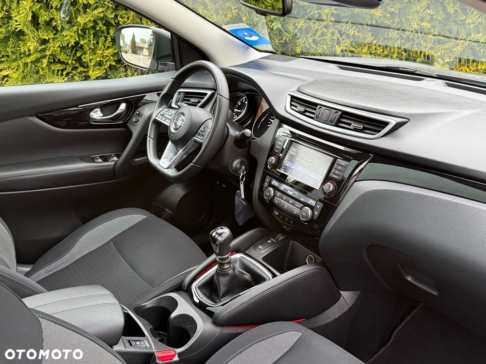 Nissan Qashqai 1.3 DIG-T N-WAY - 8