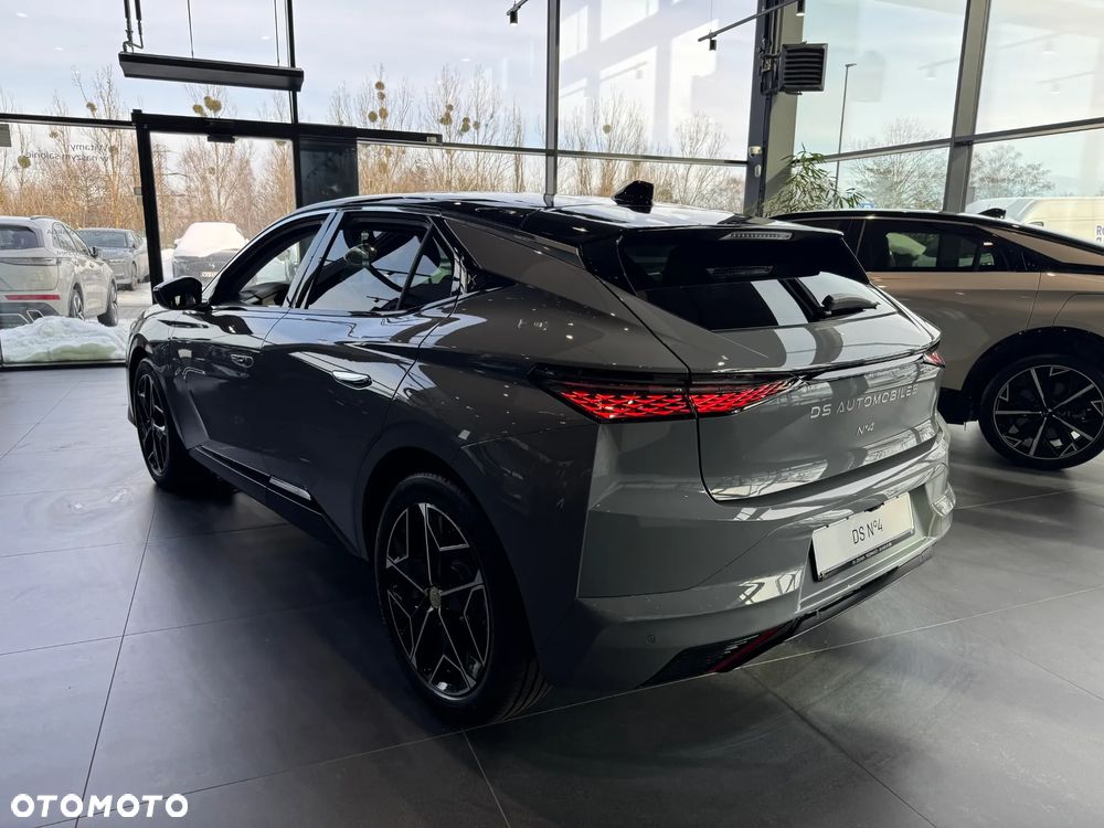 DS Automobiles N°4 - 9