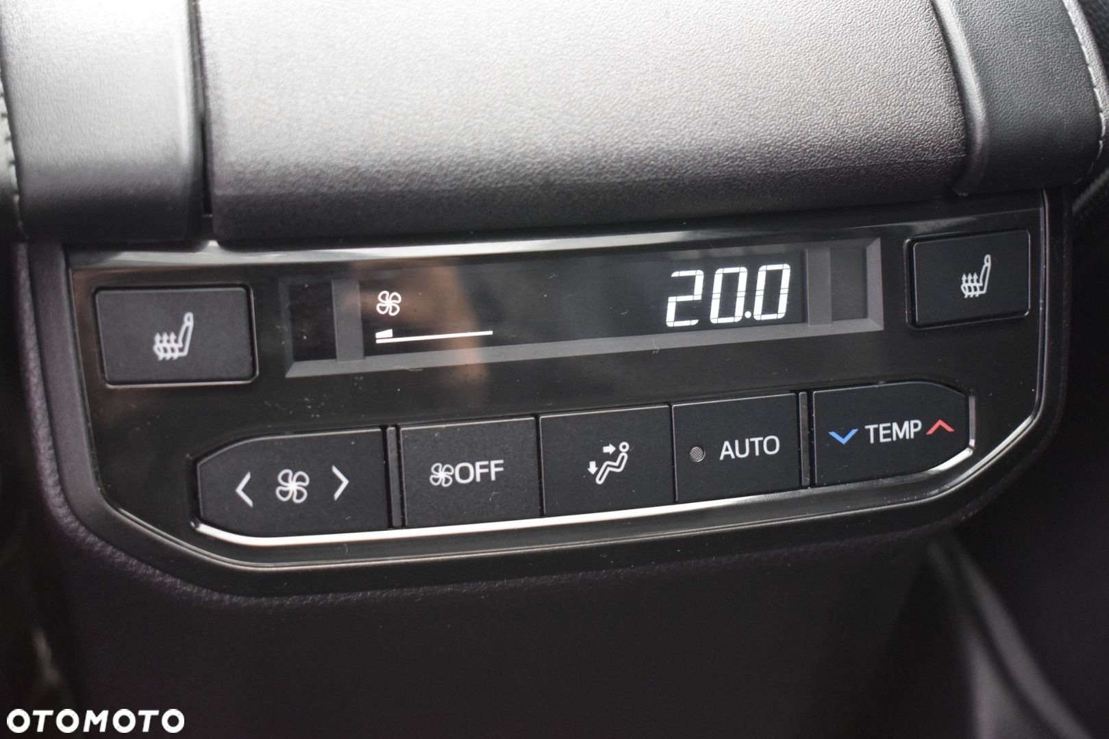 Toyota Highlander - 32