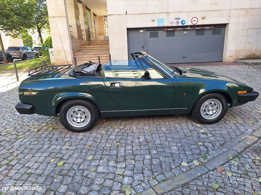 Triumph TR7 - 21