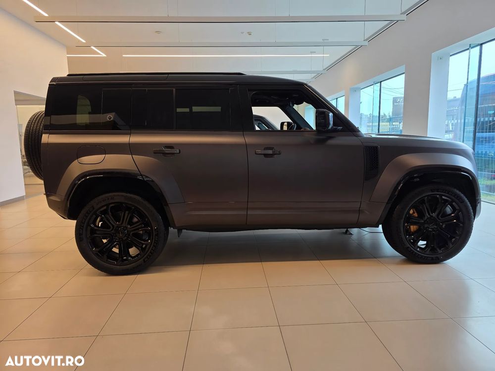 Land Rover Defender - 6