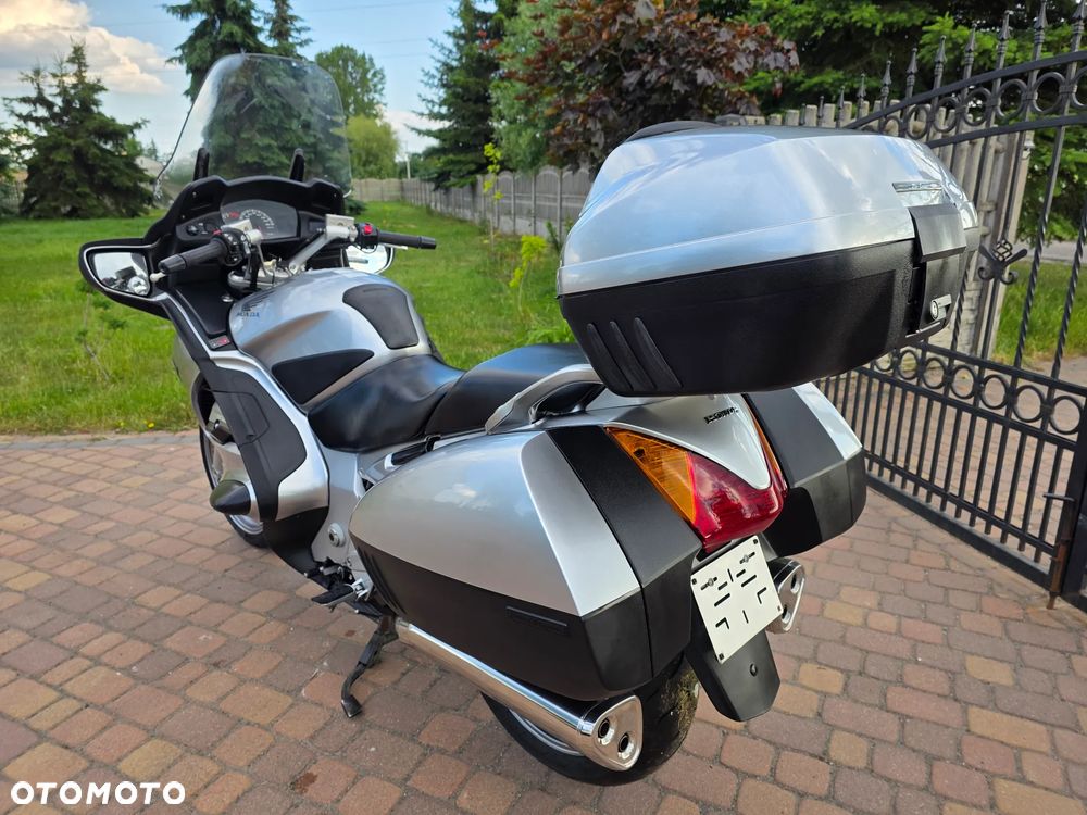 Honda ST - 5