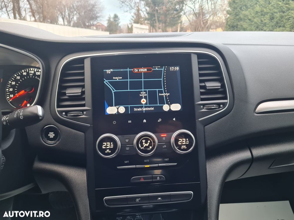 Renault Megane BLUE dCi 115 EDC BUSINESS EDITION - 19