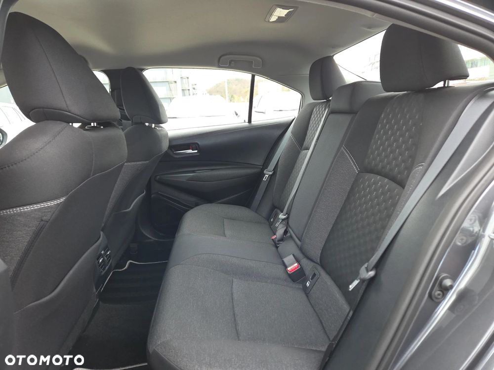 Toyota Corolla 1.8 Hybrid Comfort - 12