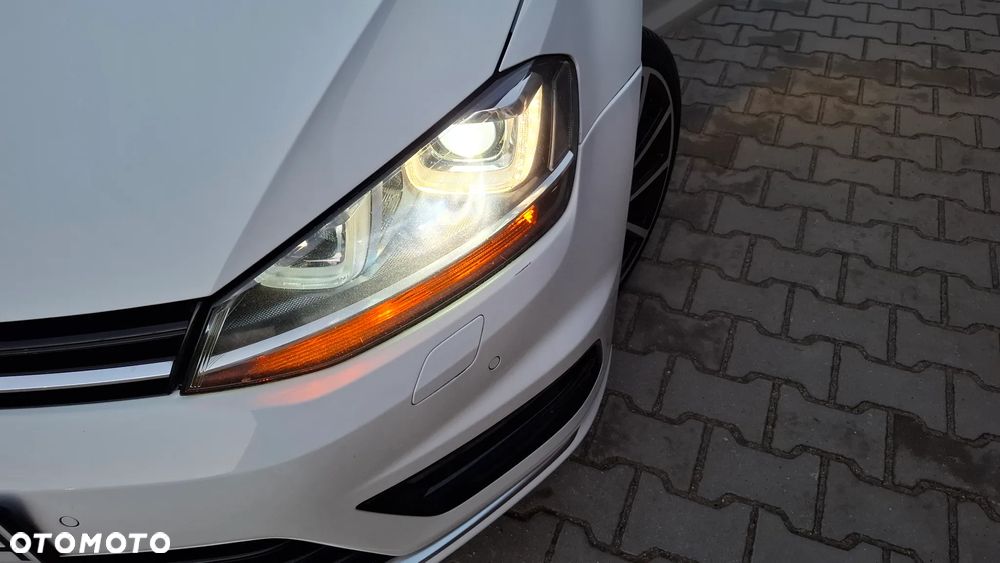 Volkswagen Golf - 11