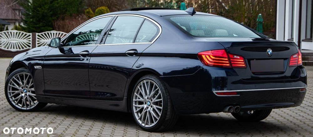 BMW Seria 5 520d Luxury Line - 10
