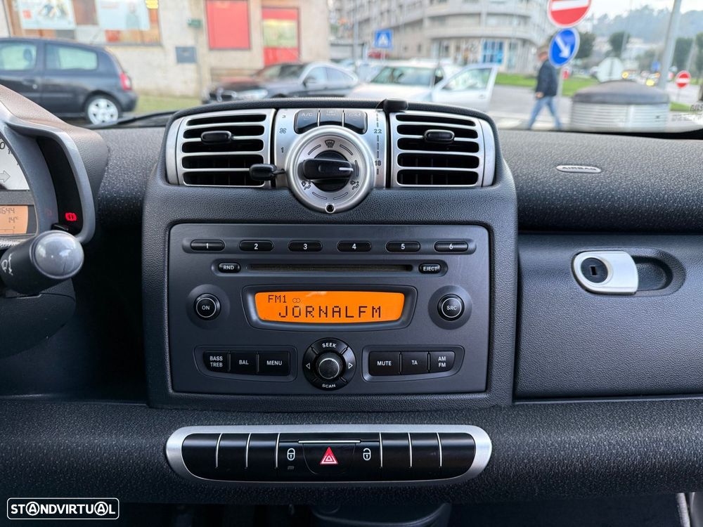 Smart ForTwo Coupé 0.8 cdi Passion 45 - 14