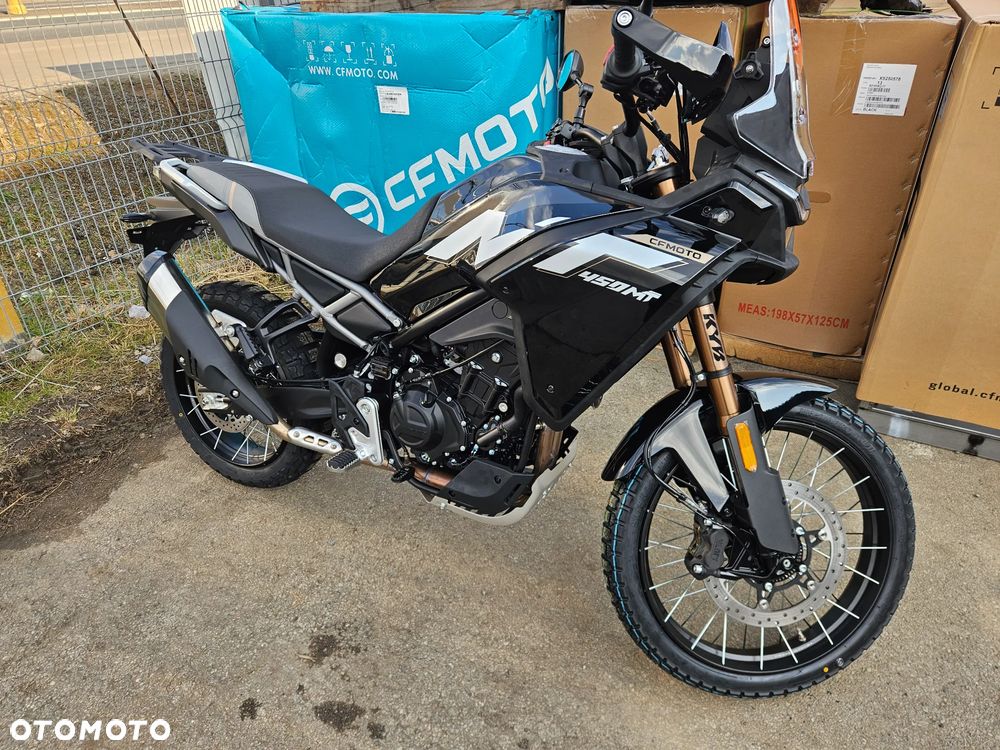CFMoto MT - 4