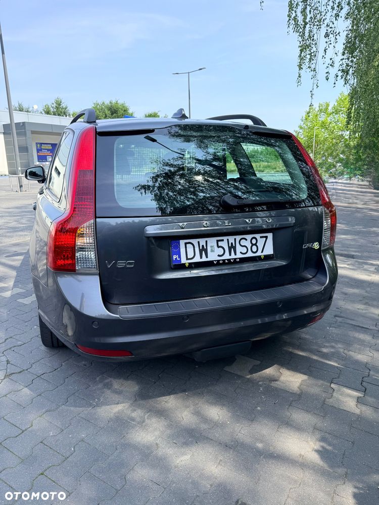Volvo V50 1.6D DRIVe Momentum - 4