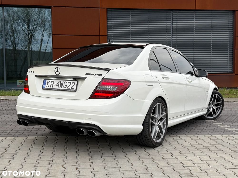 Mercedes-Benz Klasa C 63 AMG 7G-TRONIC - 5